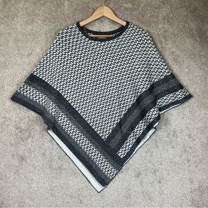 Chicos Poncho Sweater Womens Small Medium Knit Pullover Metallic Trim- 3702